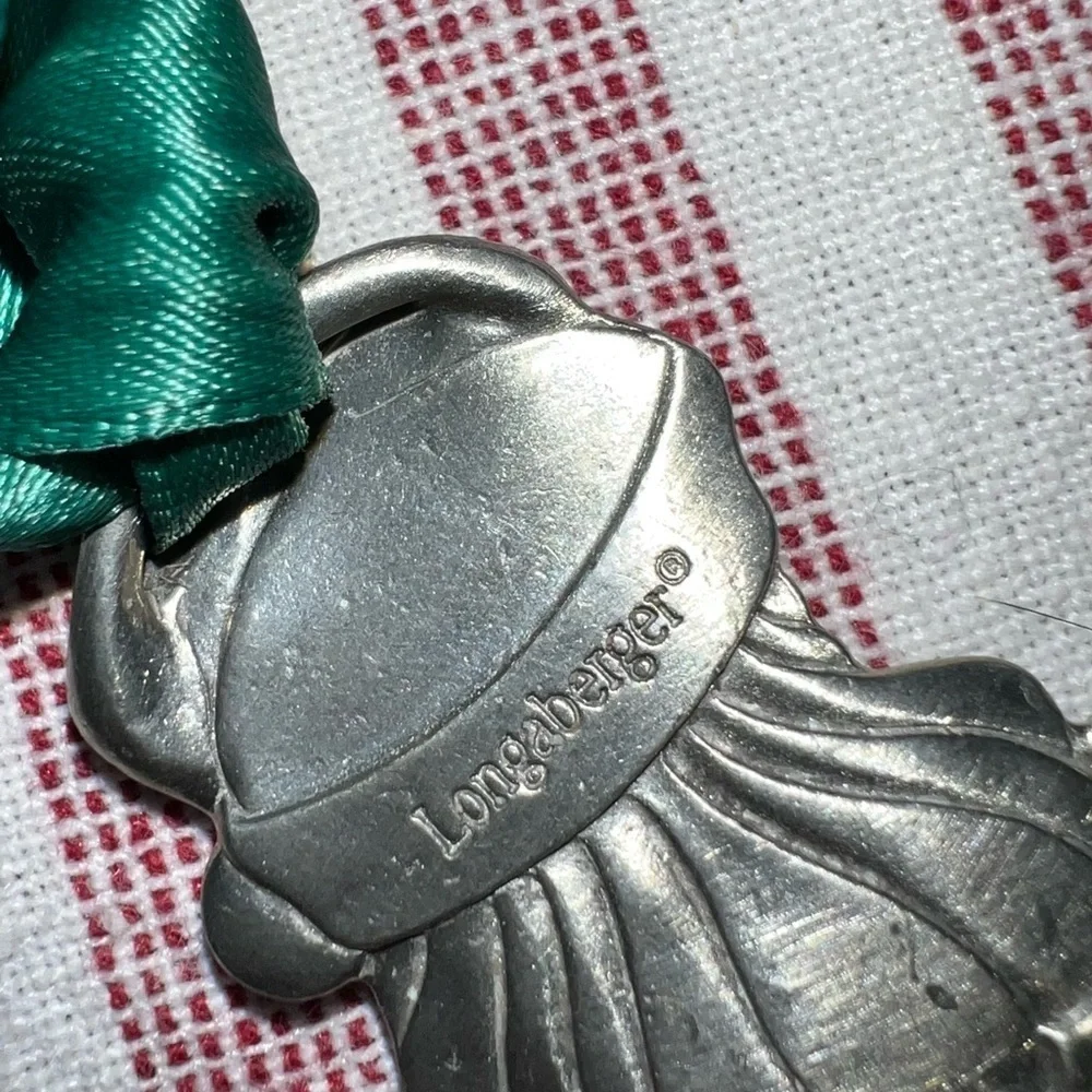 Longaberger 2001 Santa's Pewter Christmas Key Ornament
